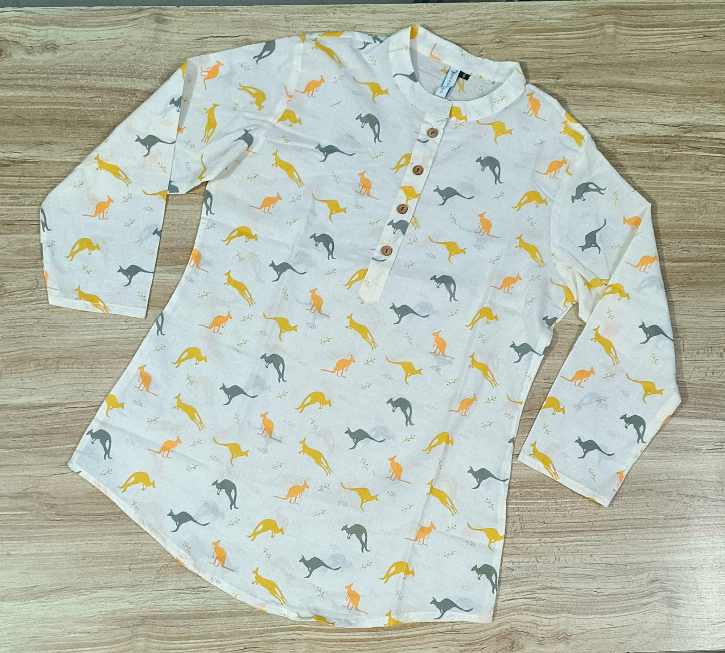 Women's Multi Kangaroo Printed Cotton Kurta