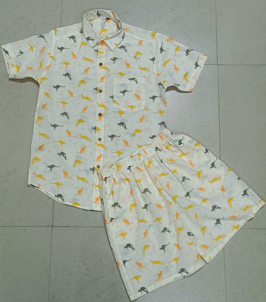 Men Multi Color Kangaroo Print Co-ord Set
