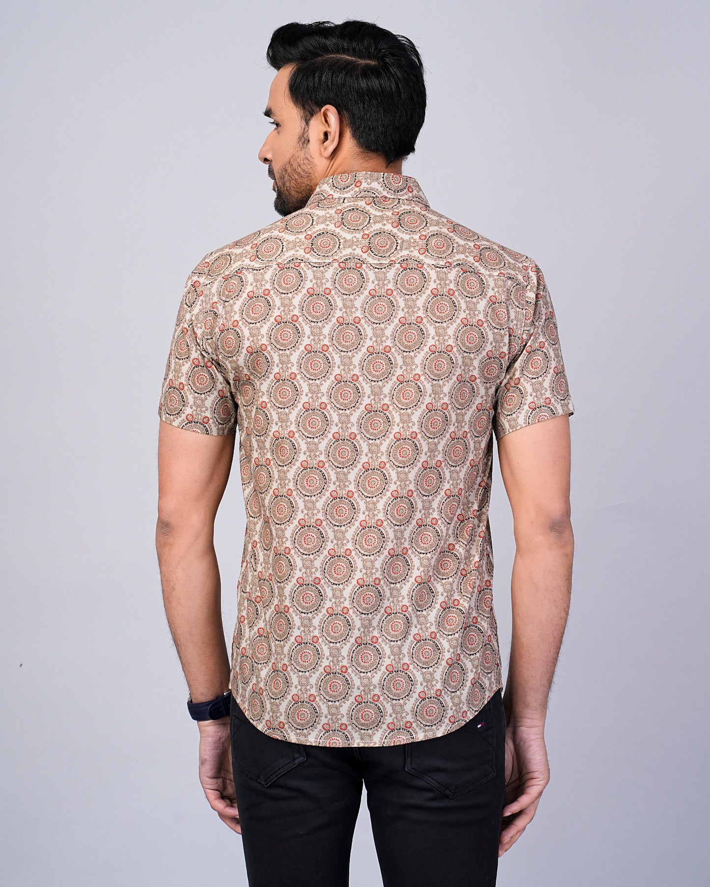 Men's Motif Floral Printed Half-Sleeves shirts