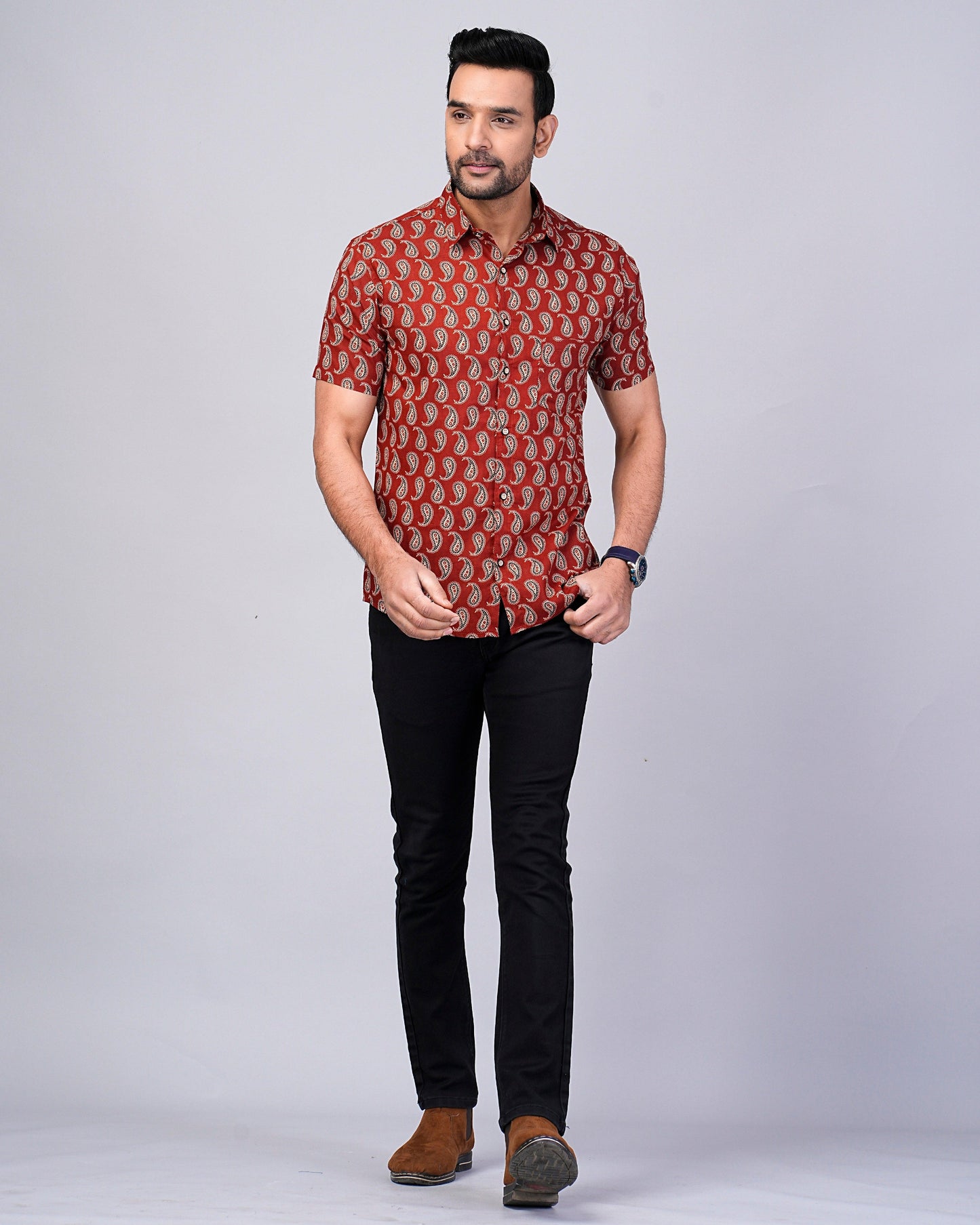 Men's Paisley Printed Half-Sleeves shirts