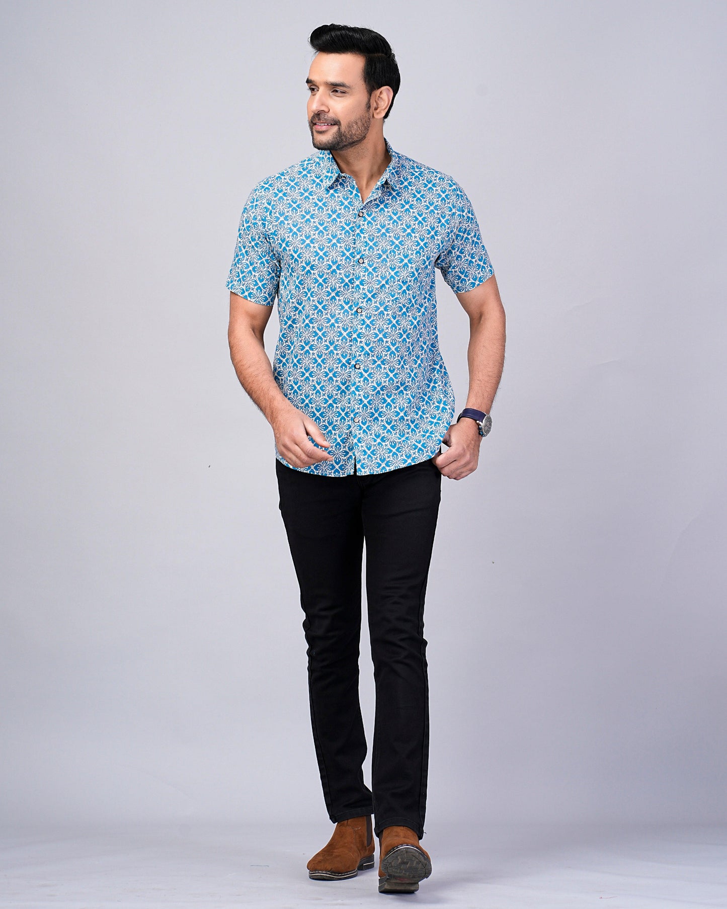 Men's Ethnic Motif Printed Half-Sleeves shirts
