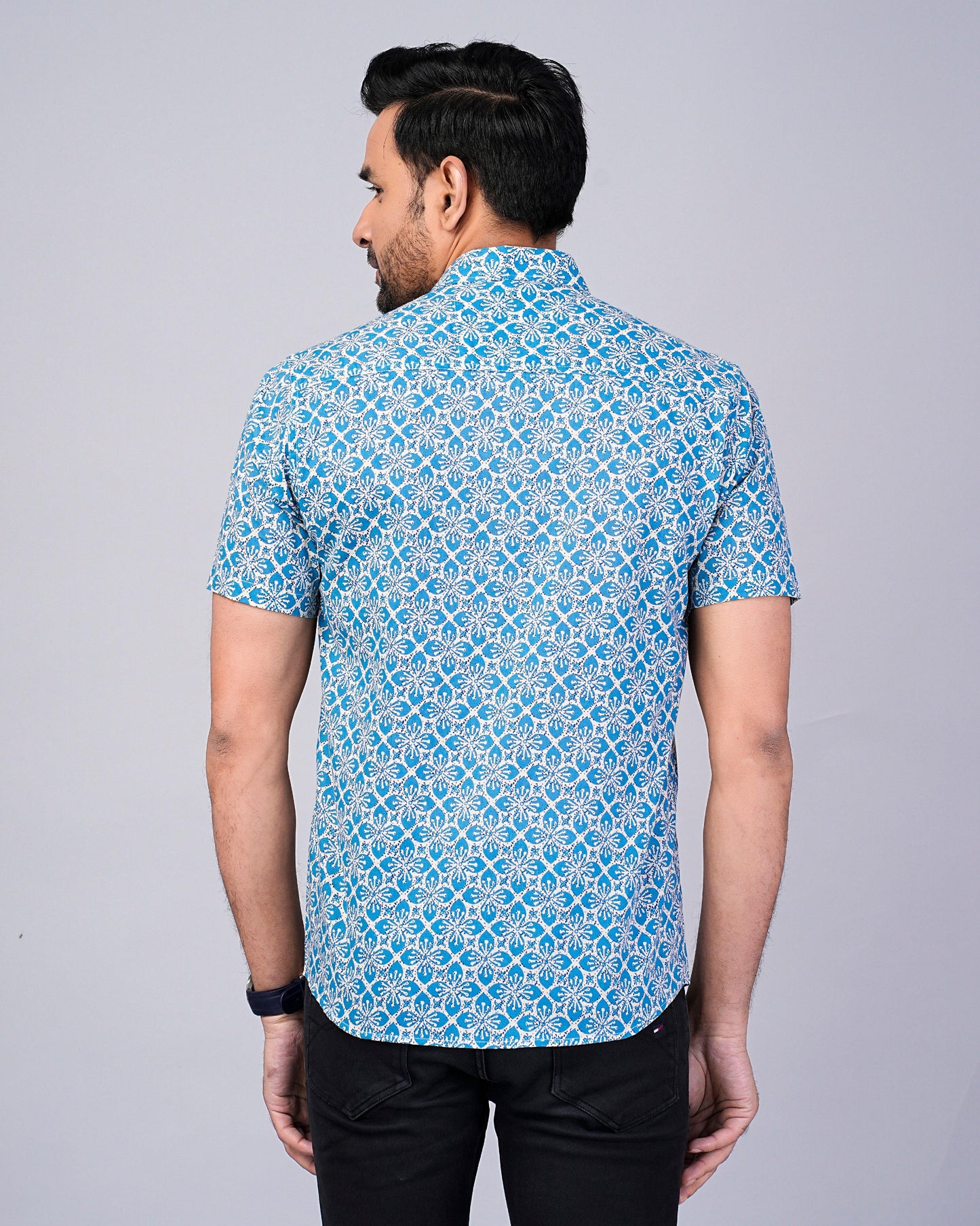 Men's Ethnic Motif Printed Half-Sleeves shirts