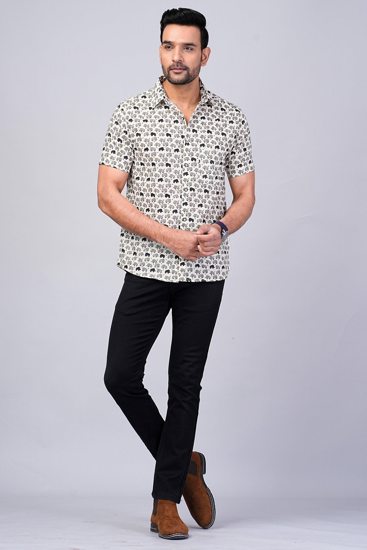 Men's Elephant Motif Printed Half-Sleeves shirts