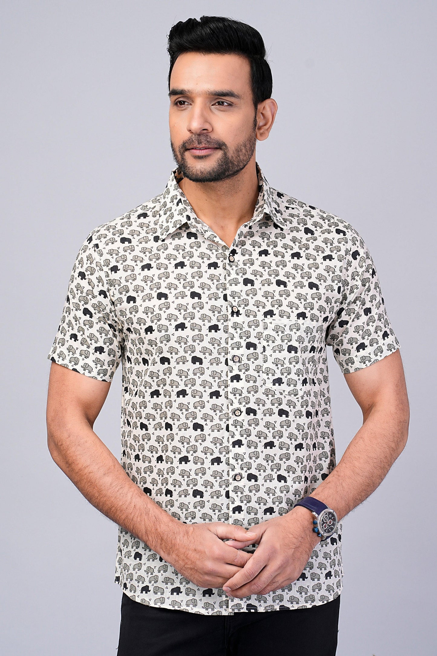 Men's Elephant Motif Printed Half-Sleeves shirts