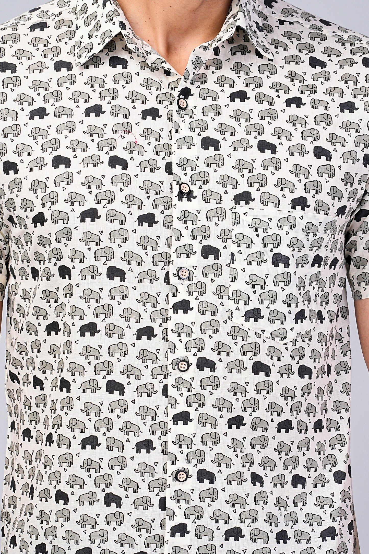 Men's Elephant Motif Printed Half-Sleeves shirts