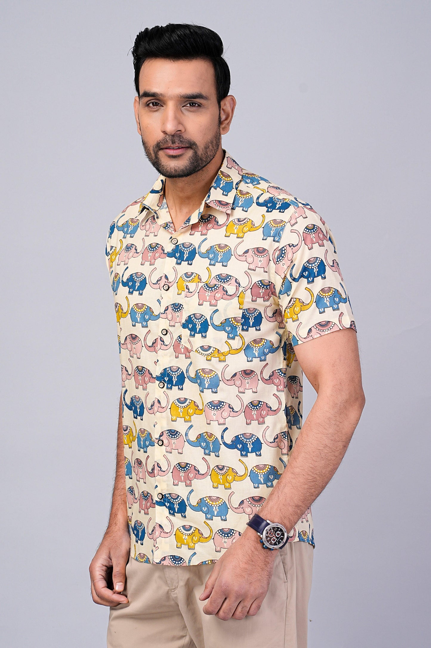 Men's Elephant Printed Half-Sleeves shirts