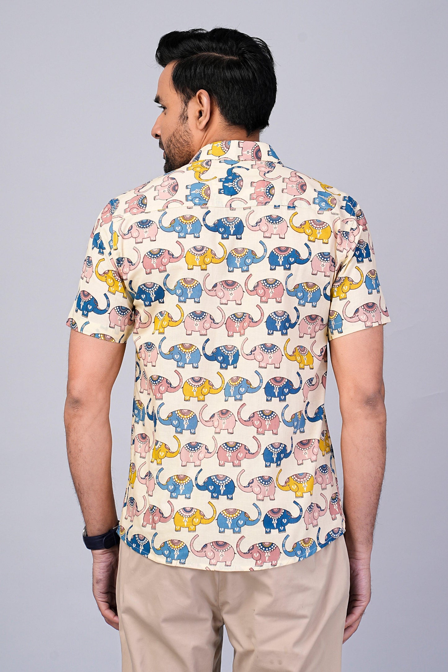 Men's Elephant Printed Half-Sleeves shirts