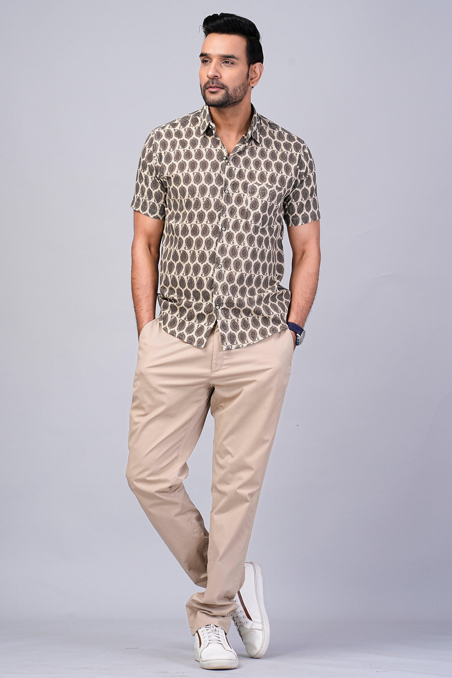 Men's Paisley Printed Half-Sleeves shirts