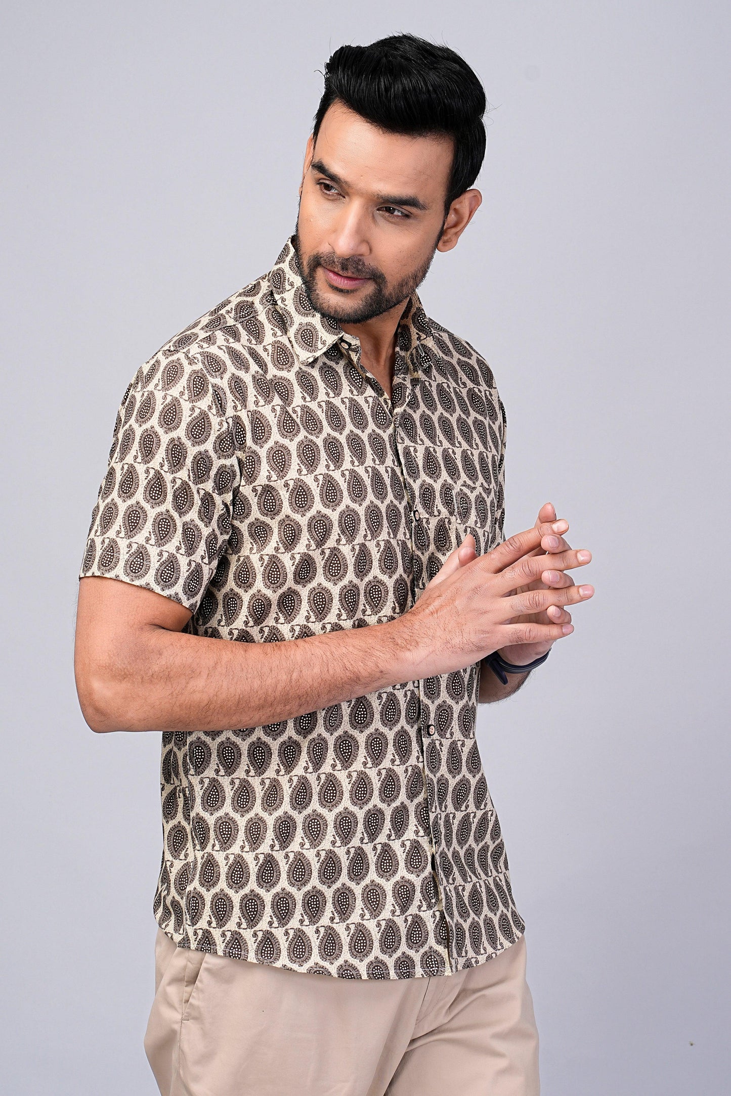 Men's Paisley Printed Half-Sleeves shirts