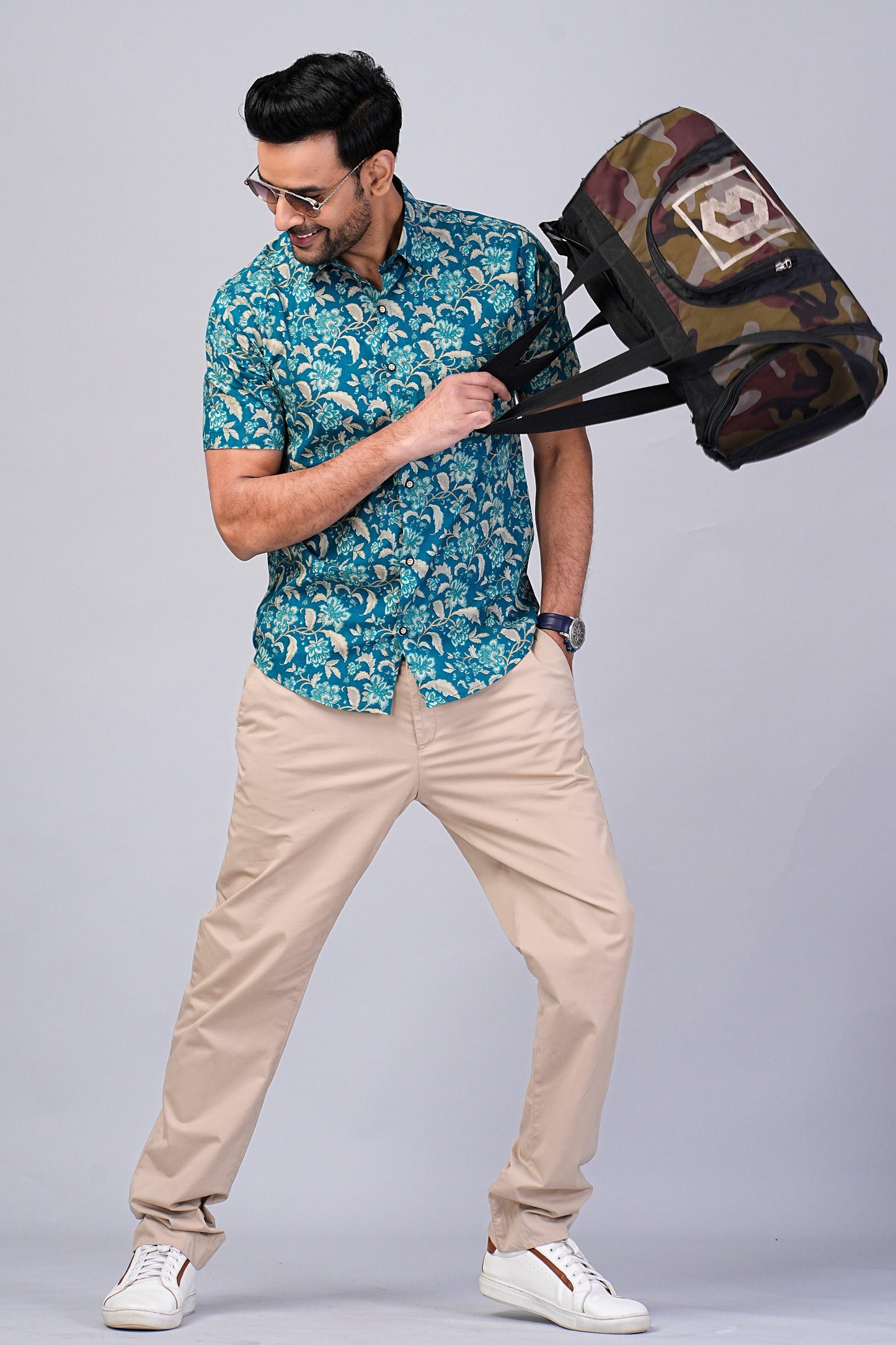 Men's Floral Printed Half-Sleeves shirts