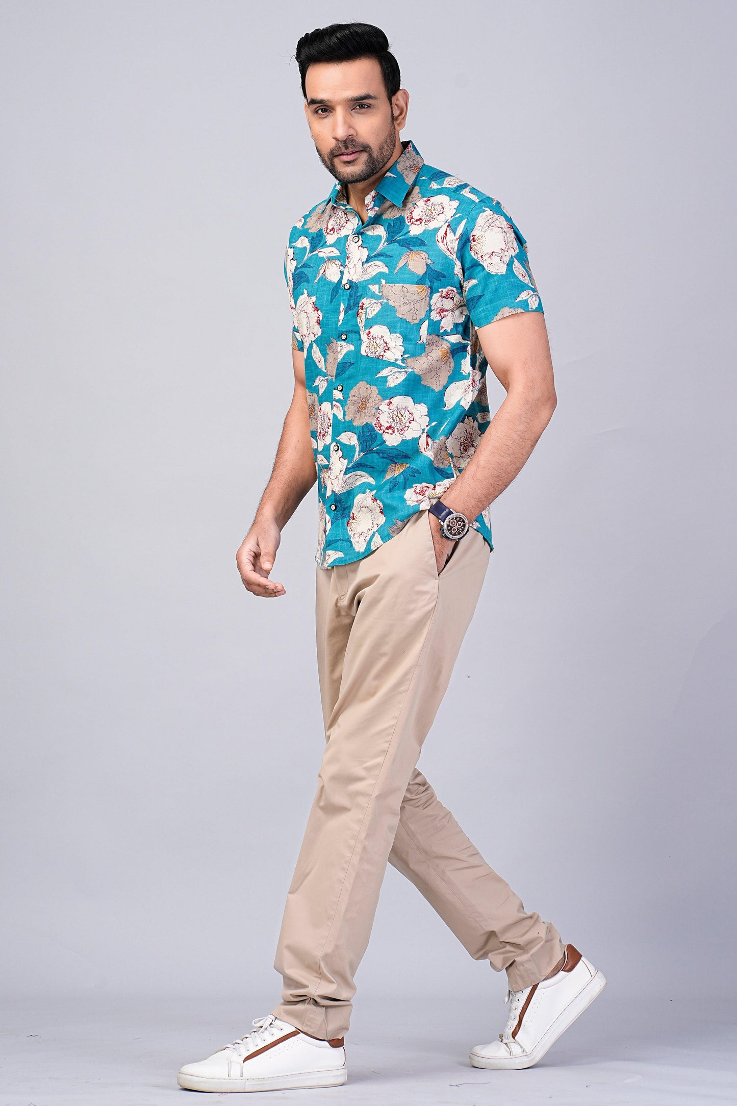 Men's Floral Printed Half-Sleeves shirts
