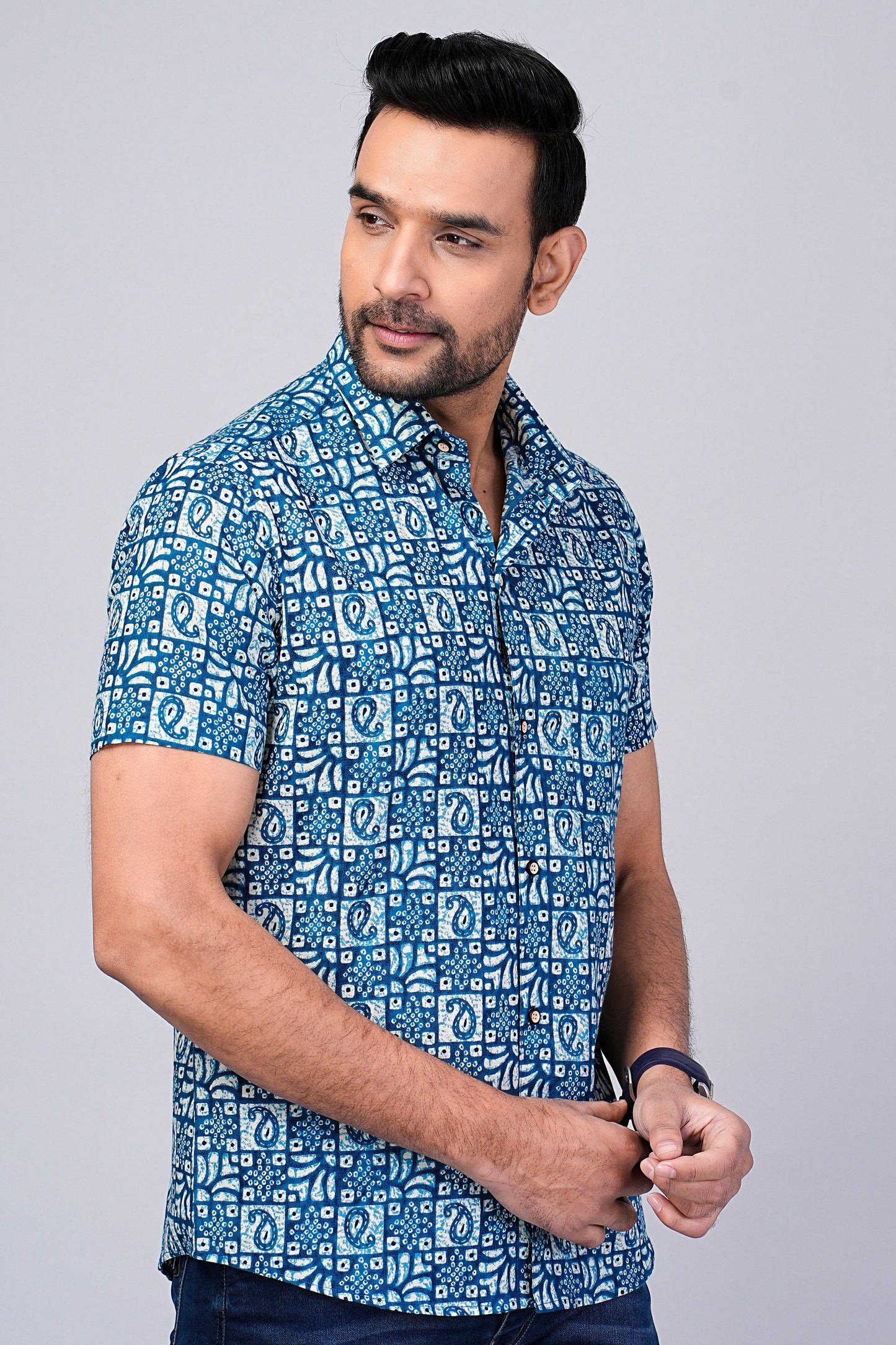 Men's Indigo Printed Half-Sleeves shirts