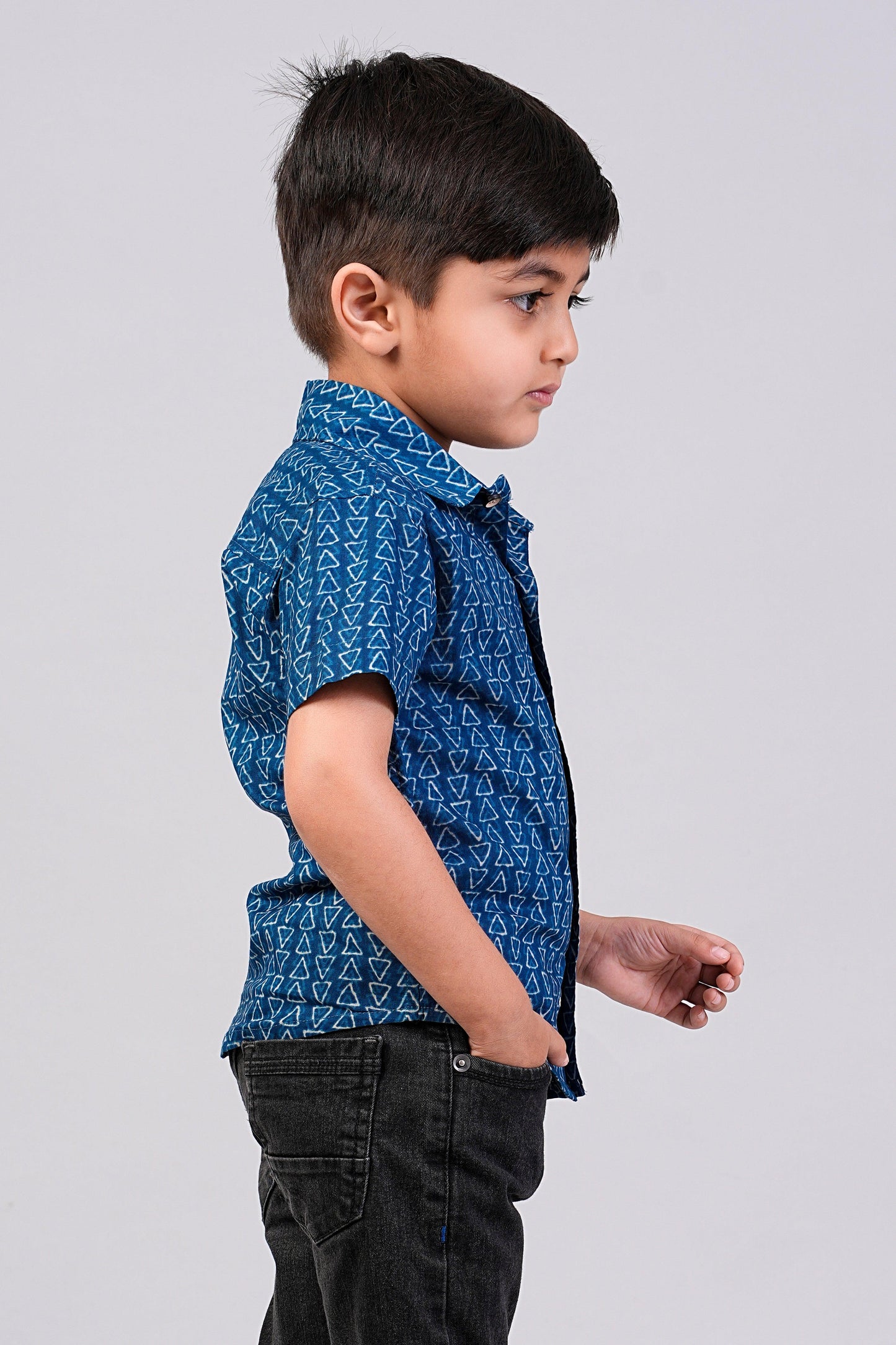 Boy's Indigo Printed Half-Sleeves Shirts