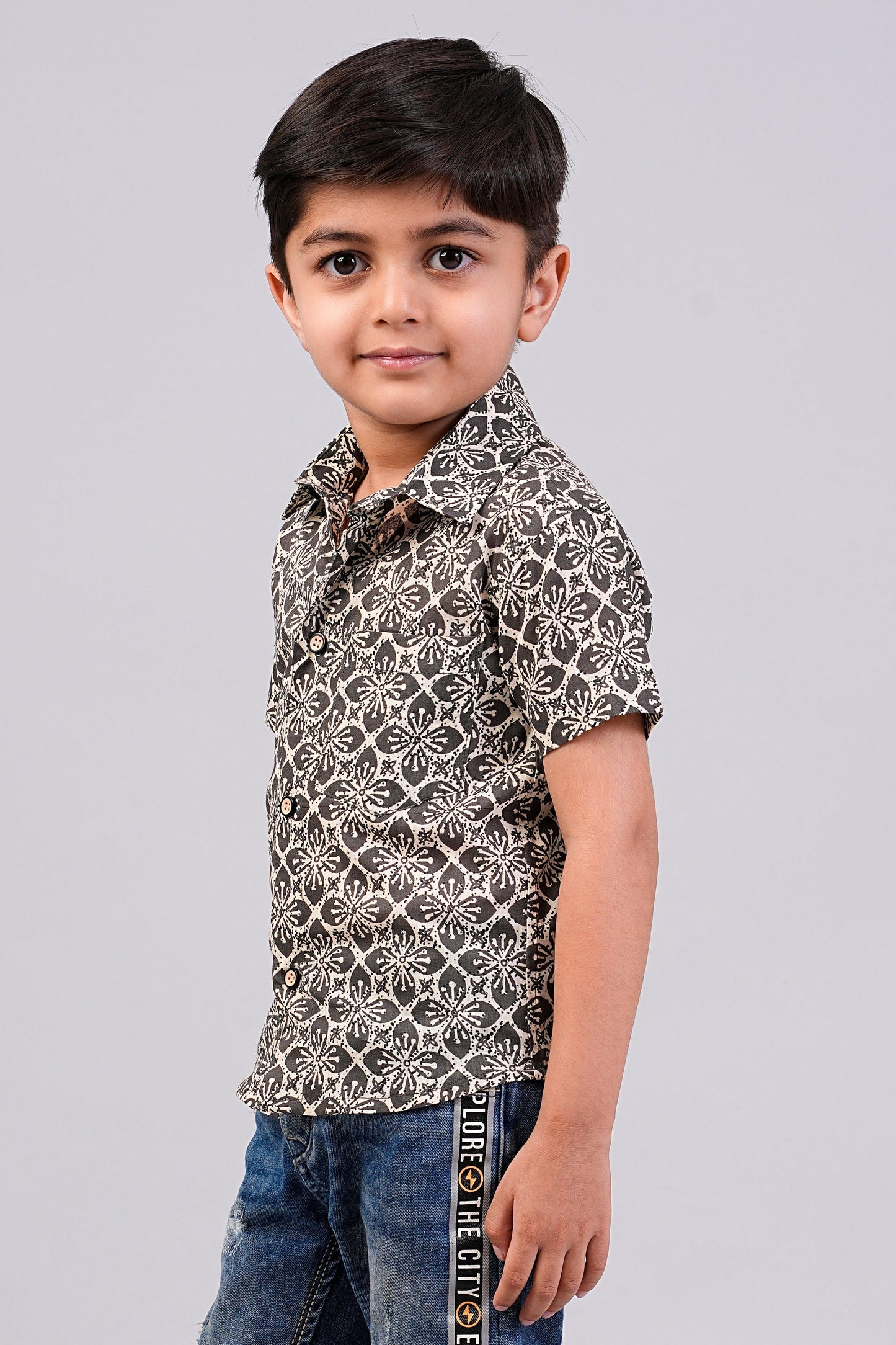 Boy's Ethnic Black Geometry Printed Half-Sleeves Shirts