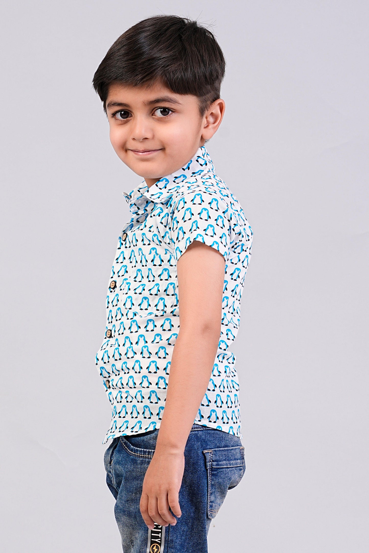 Boy's Penguin Printed Half-Sleeves Shirts