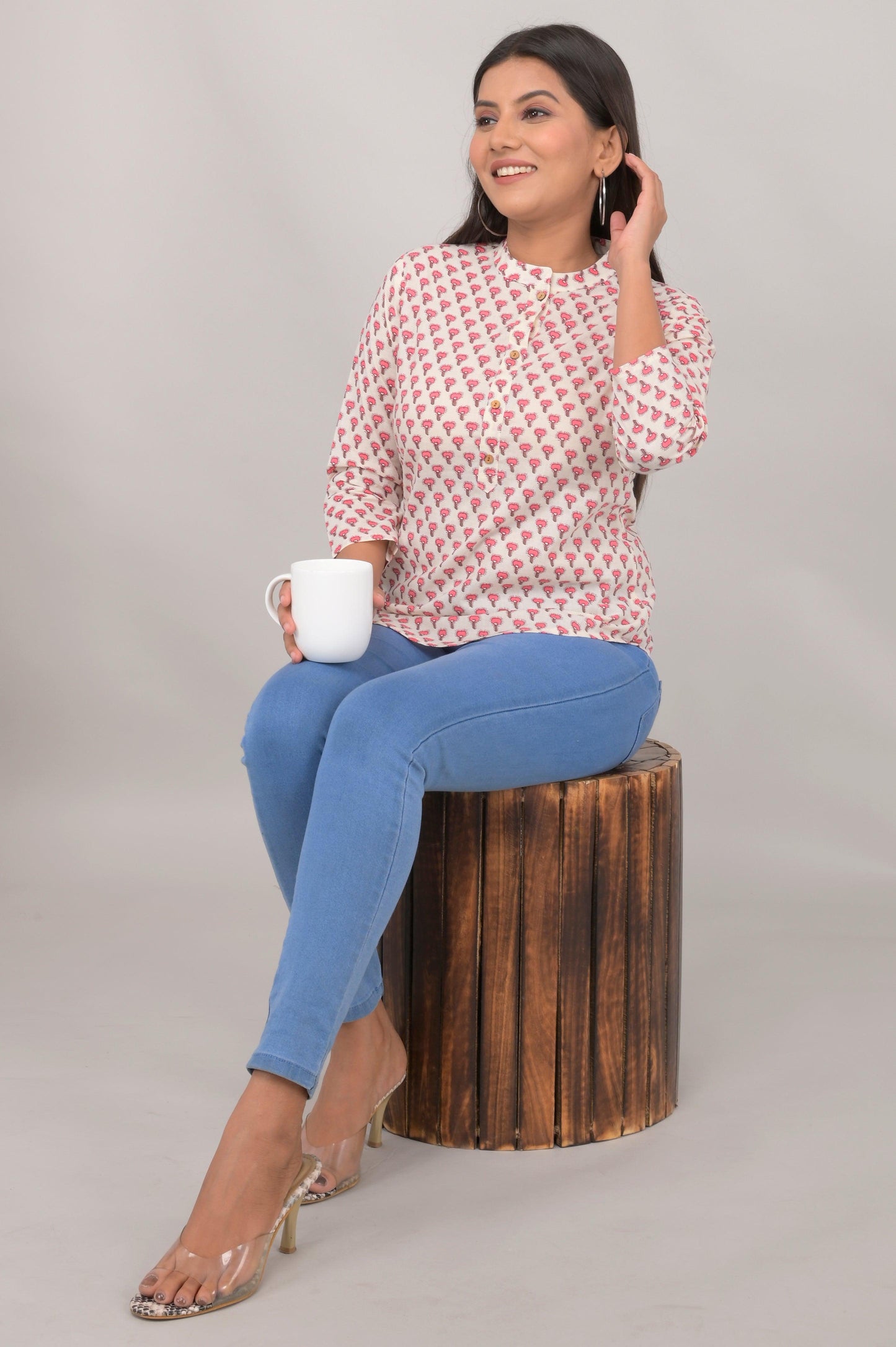 Women's Ethnic Buti Printed Cotton Kurta