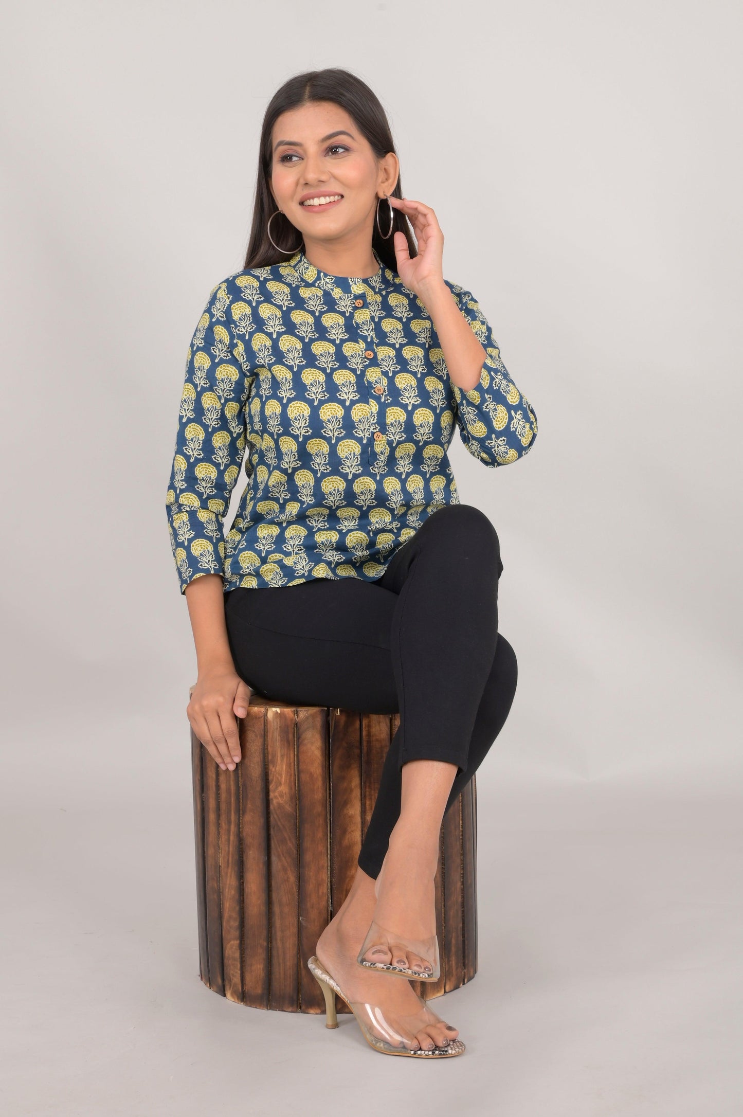 Women's Ethnic Buti Printed Cotton Kurta