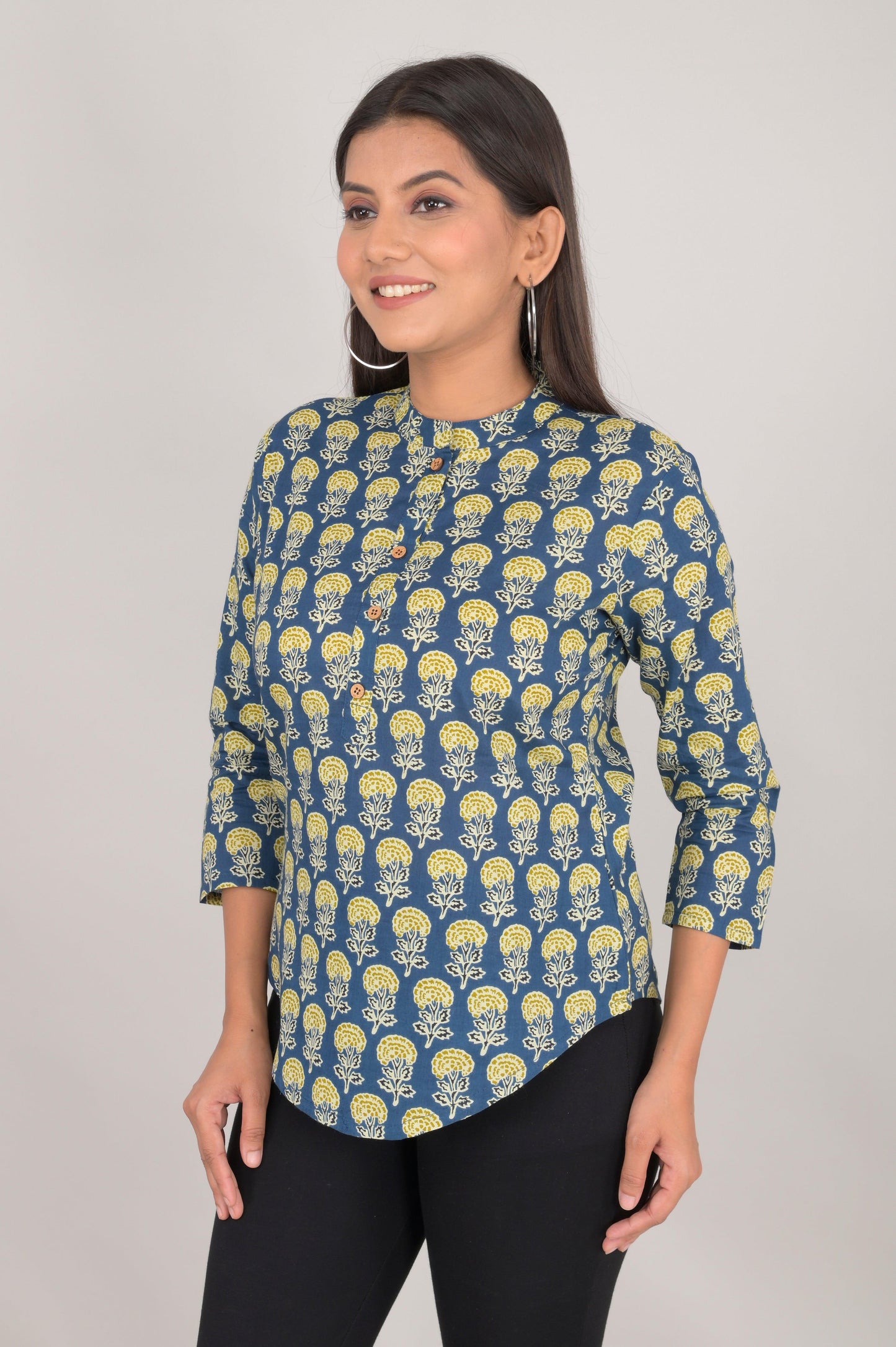 Women's Ethnic Buti Printed Cotton Kurta