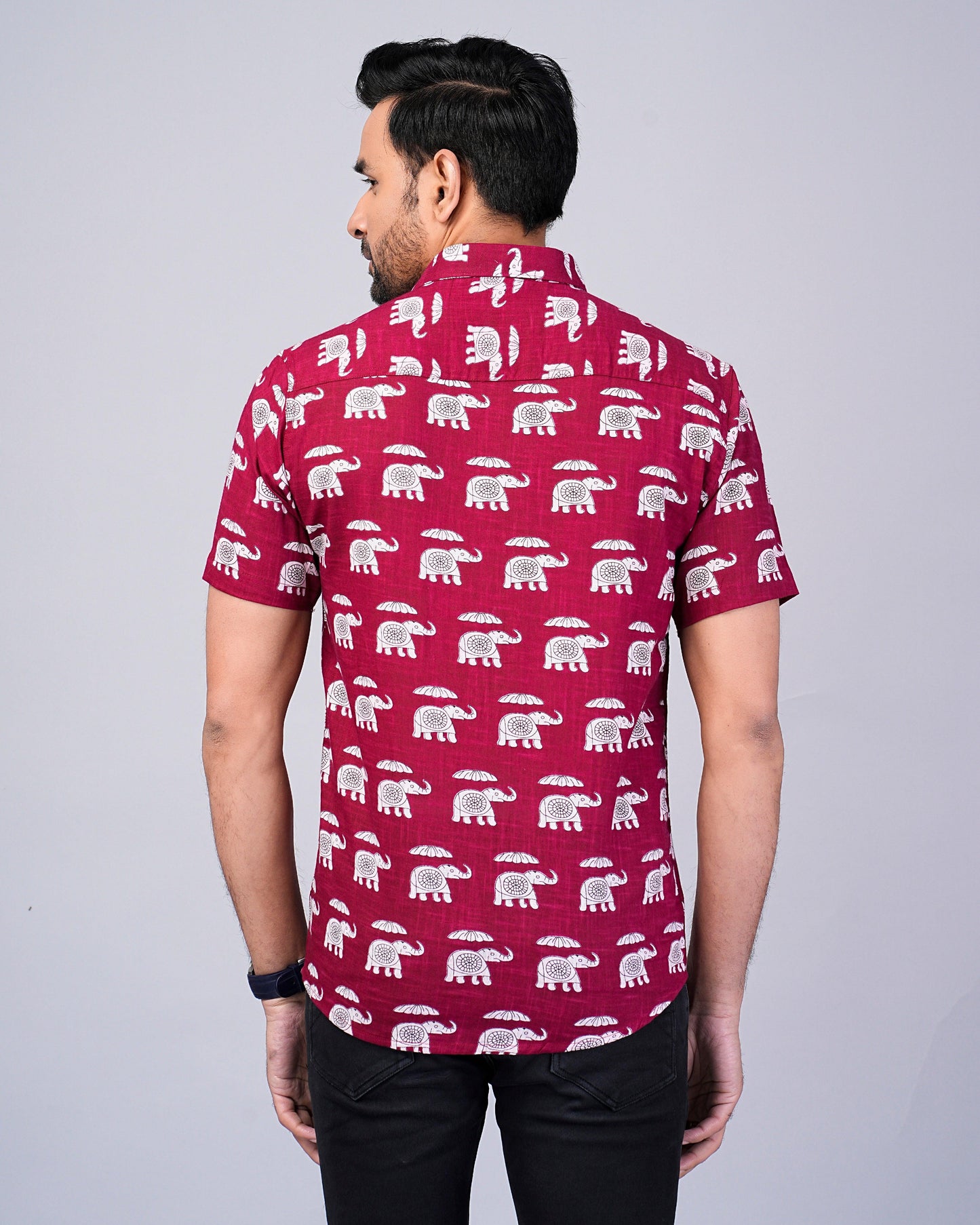Men's Elephant Maroon Color Printed Half-Sleeves shirts