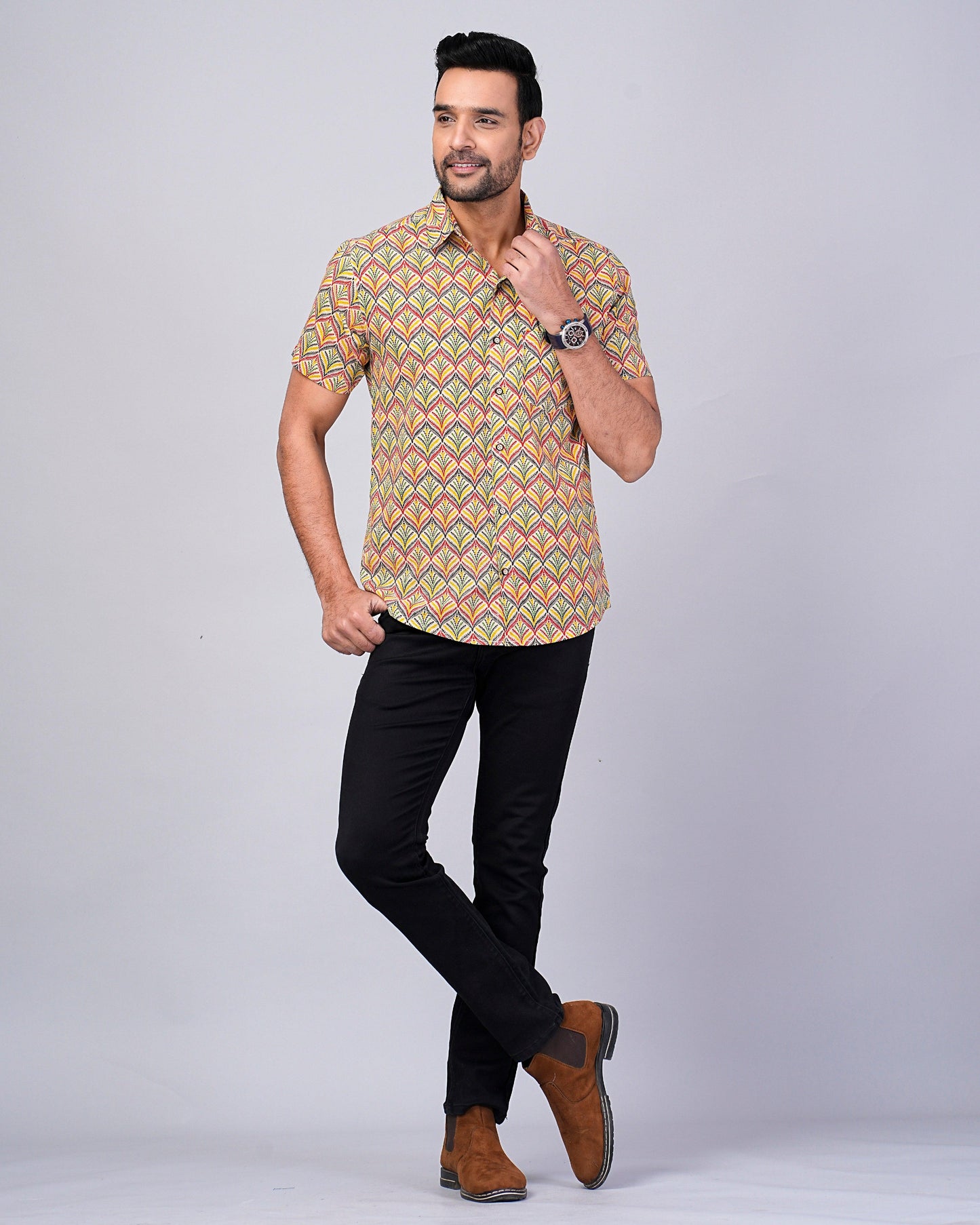 Men's Floral Multi Color Printed Half-Sleeves shirts