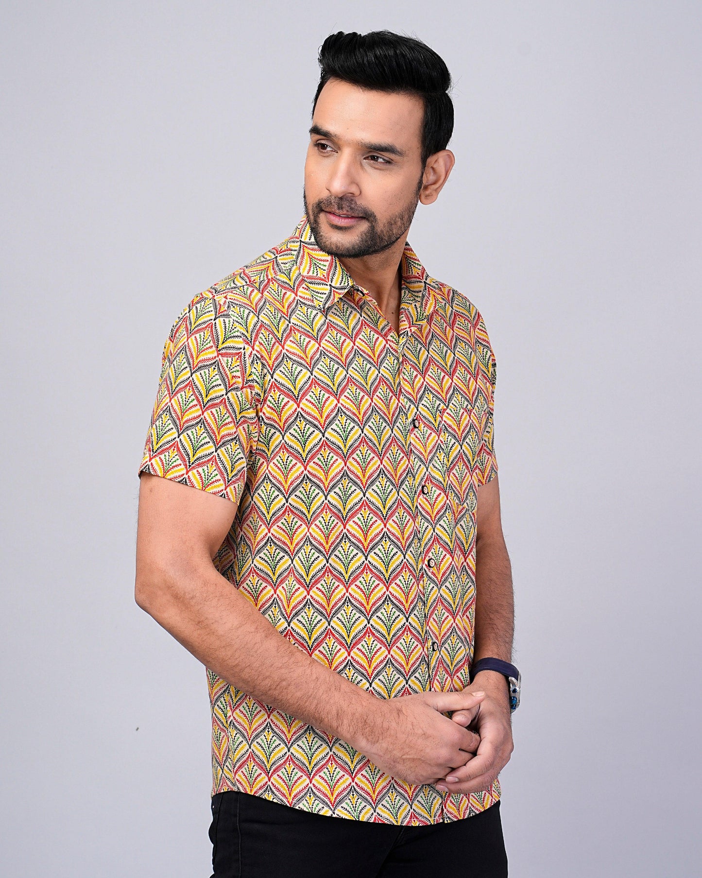 Men's Floral Multi Color Printed Half-Sleeves shirts
