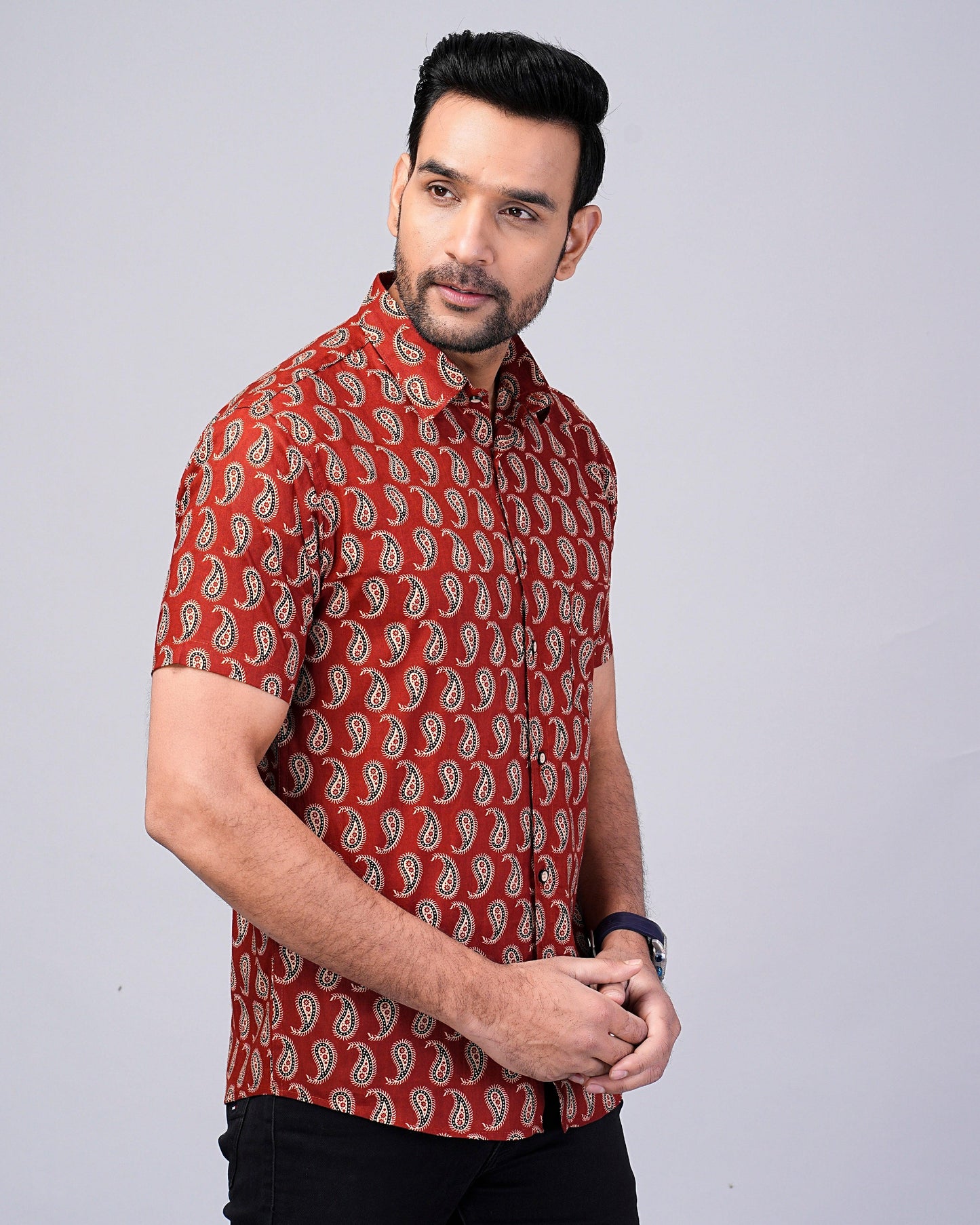 Men's Paisley Printed Half-Sleeves shirts