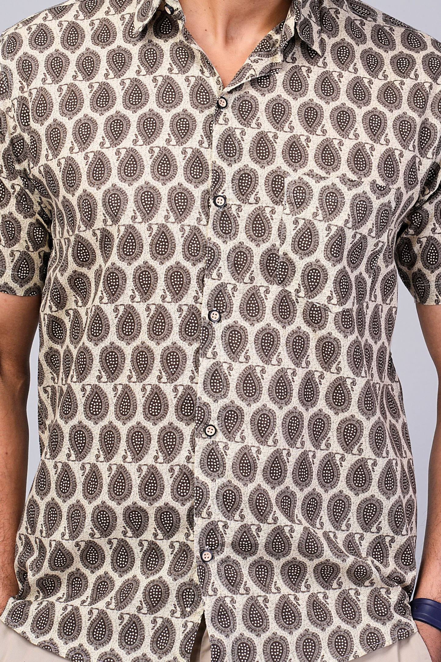 Men's Paisley Printed Half-Sleeves shirts