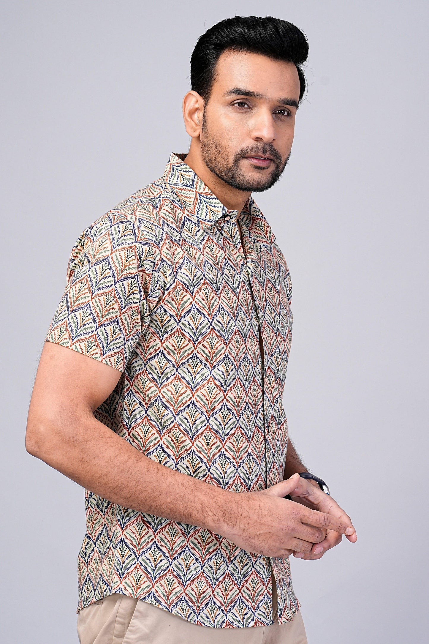 Men's Floral Printed Half-Sleeves shirts