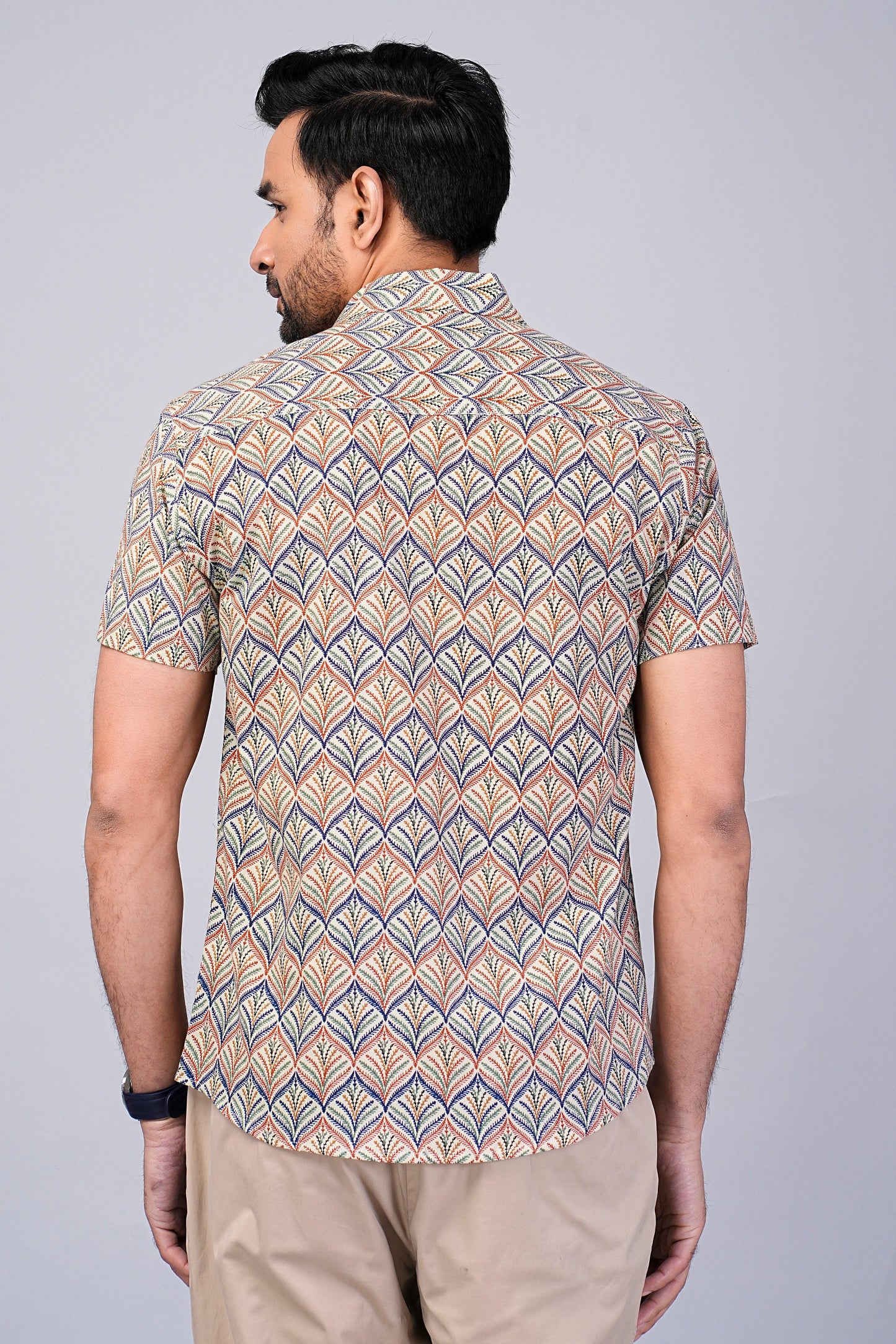 Men's Floral Printed Half-Sleeves shirts