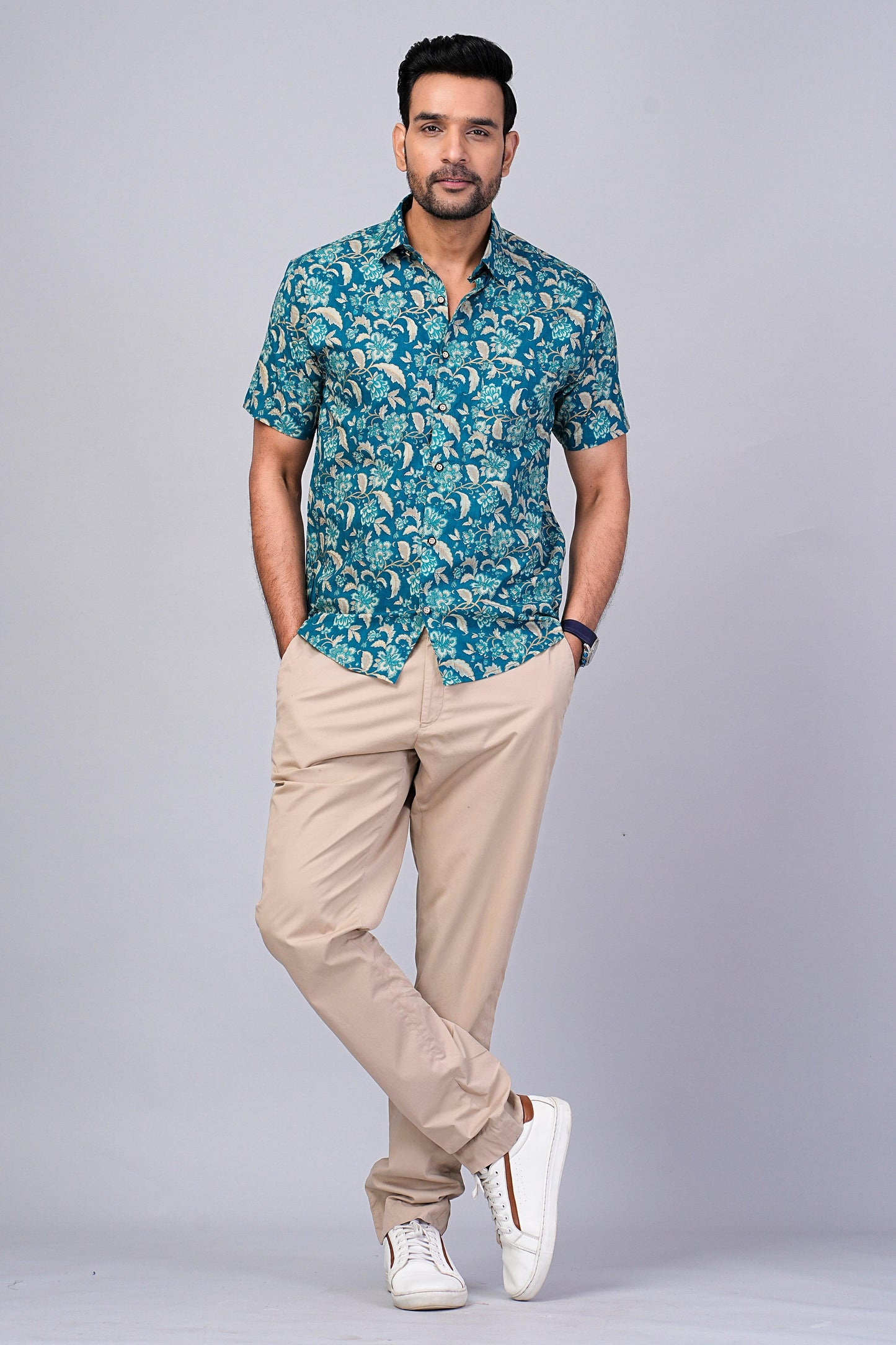 Men's Floral Printed Half-Sleeves shirts