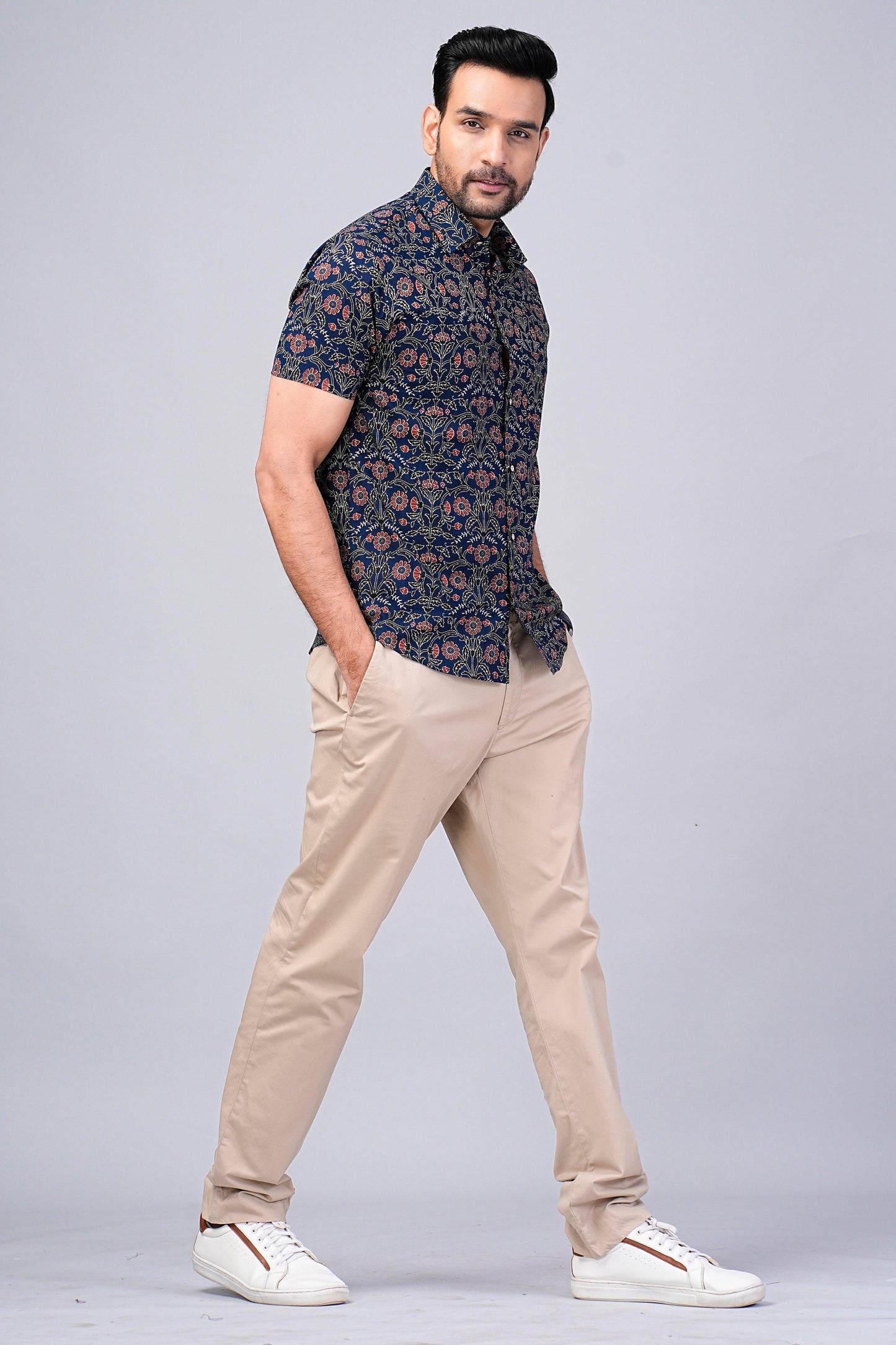 Men's Floral Printed Half-Sleeves shirts