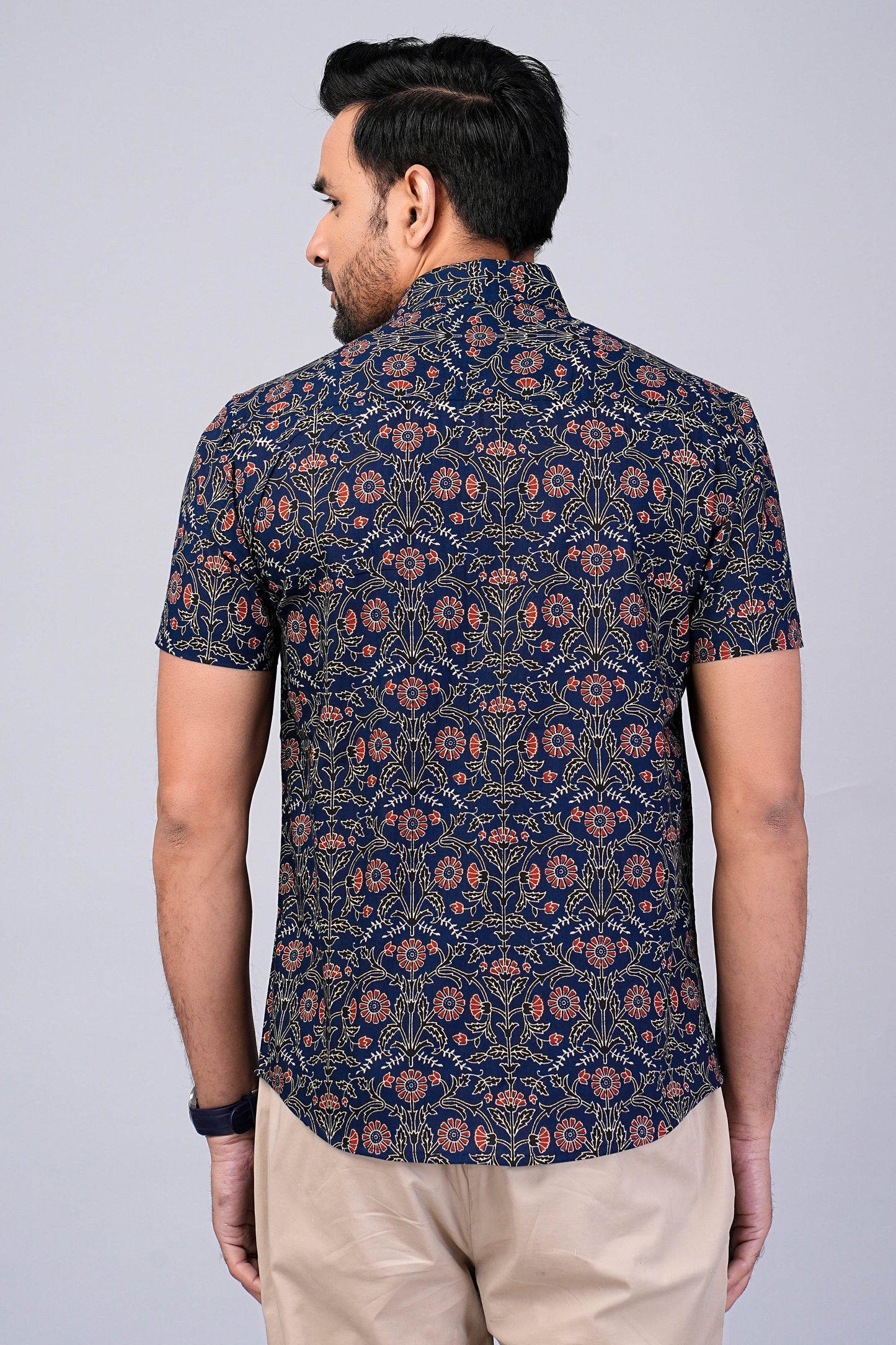 Men's Floral Printed Half-Sleeves shirts