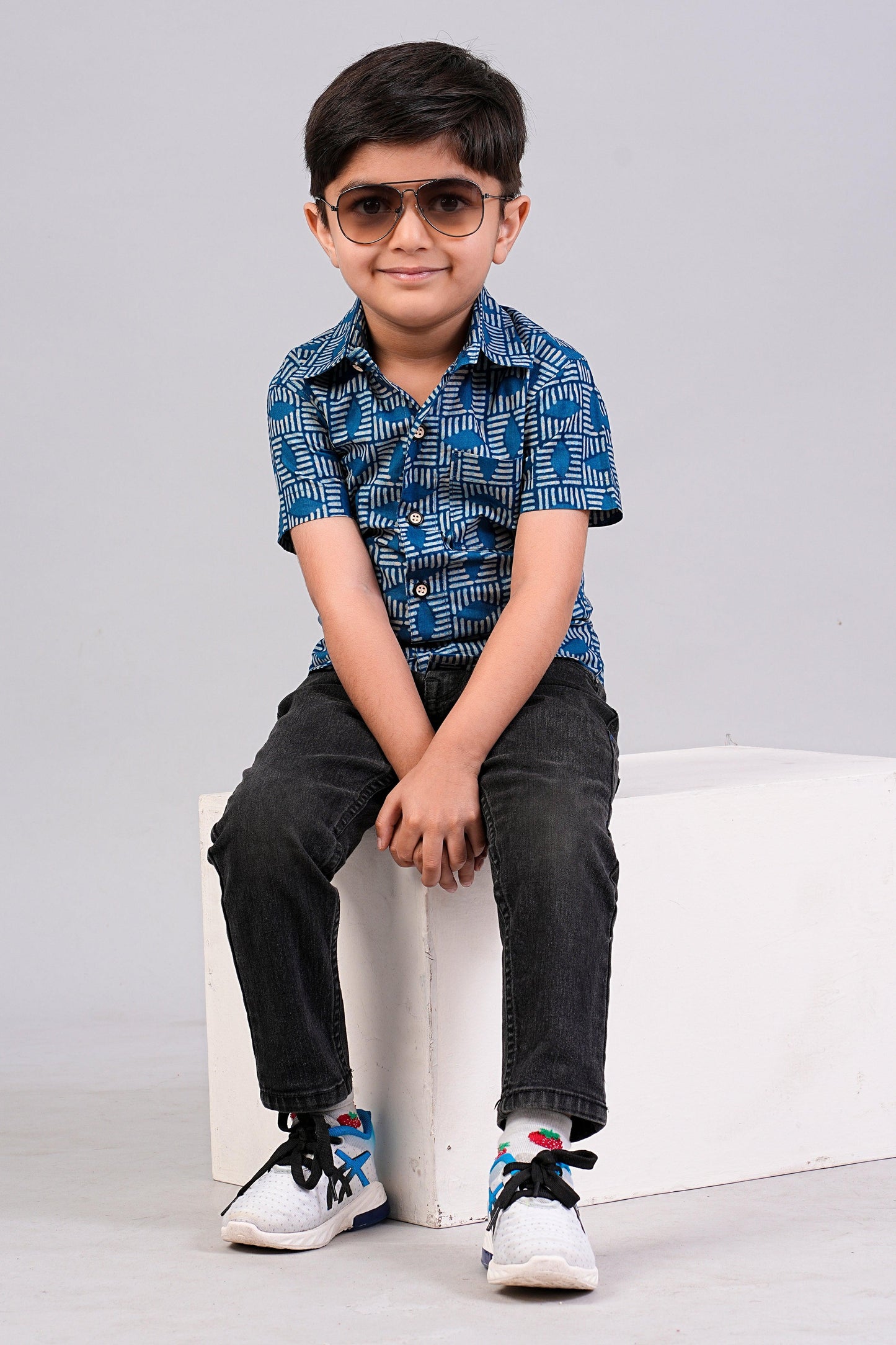 Boy's Indigo Floral Printed Half-Sleeves Shirts