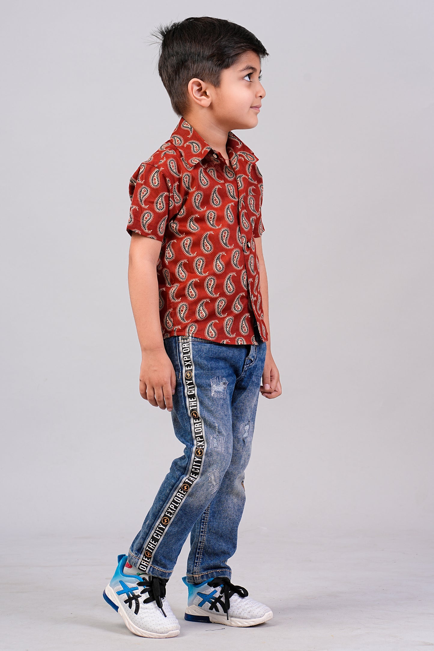 Boy's Paisley Printed Half-Sleeves Shirts