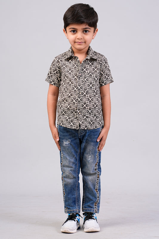 Boy's Ethnic Black Geometry Printed Half-Sleeves Shirts