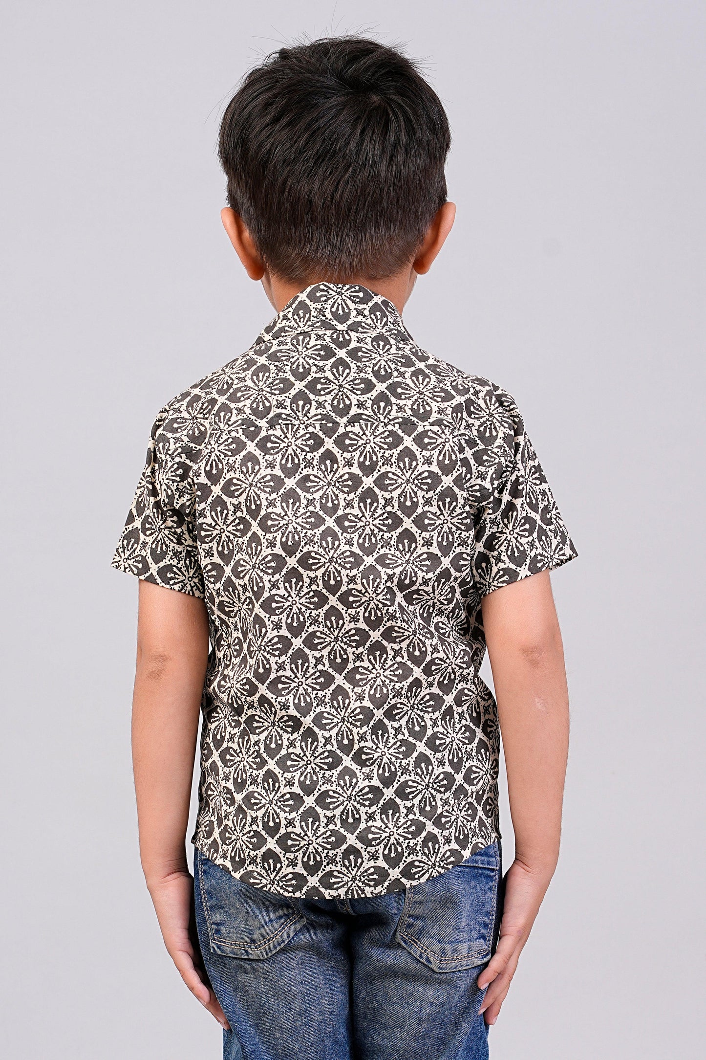 Boy's Ethnic Black Geometry Printed Half-Sleeves Shirts