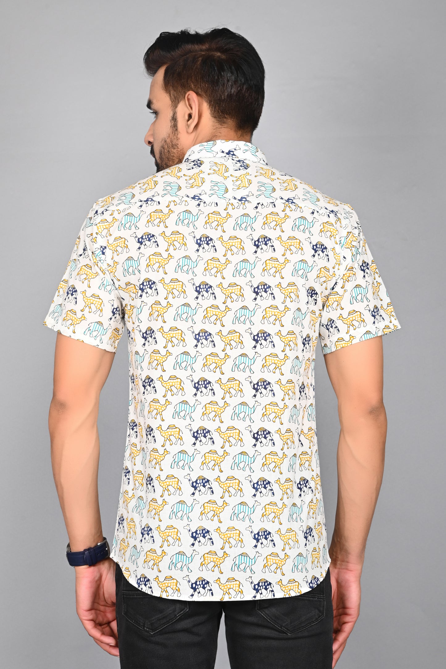 Men's Printed Camel Half-Sleeves shirts