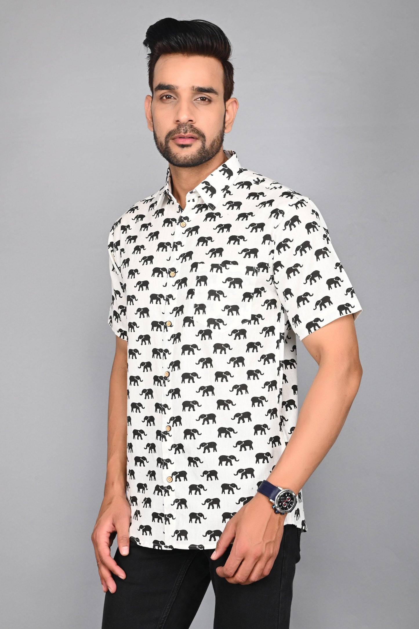 Men's Elephant Black Printed Half-Sleeves shirts