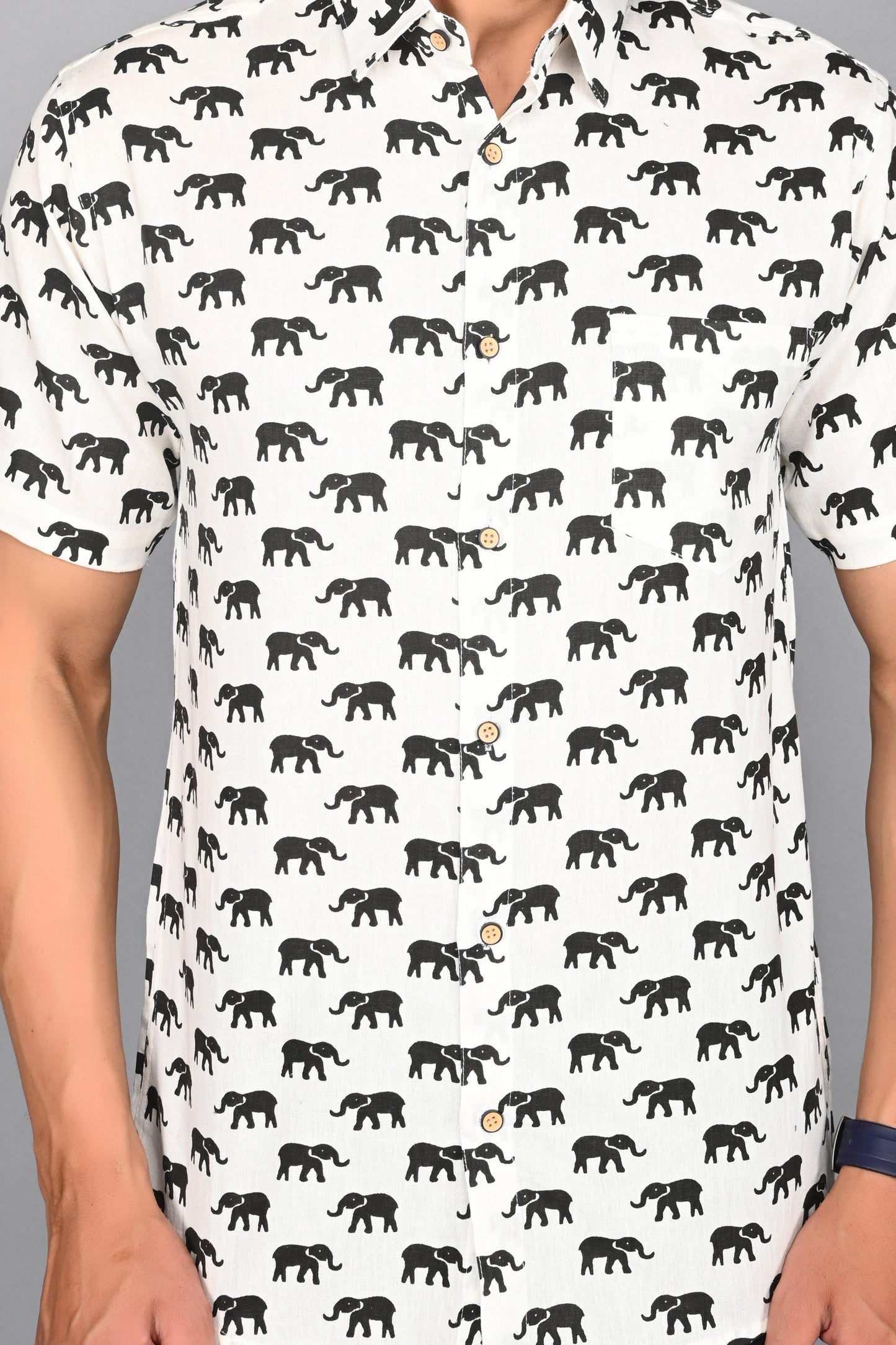 Men's Elephant Black Printed Half-Sleeves shirts
