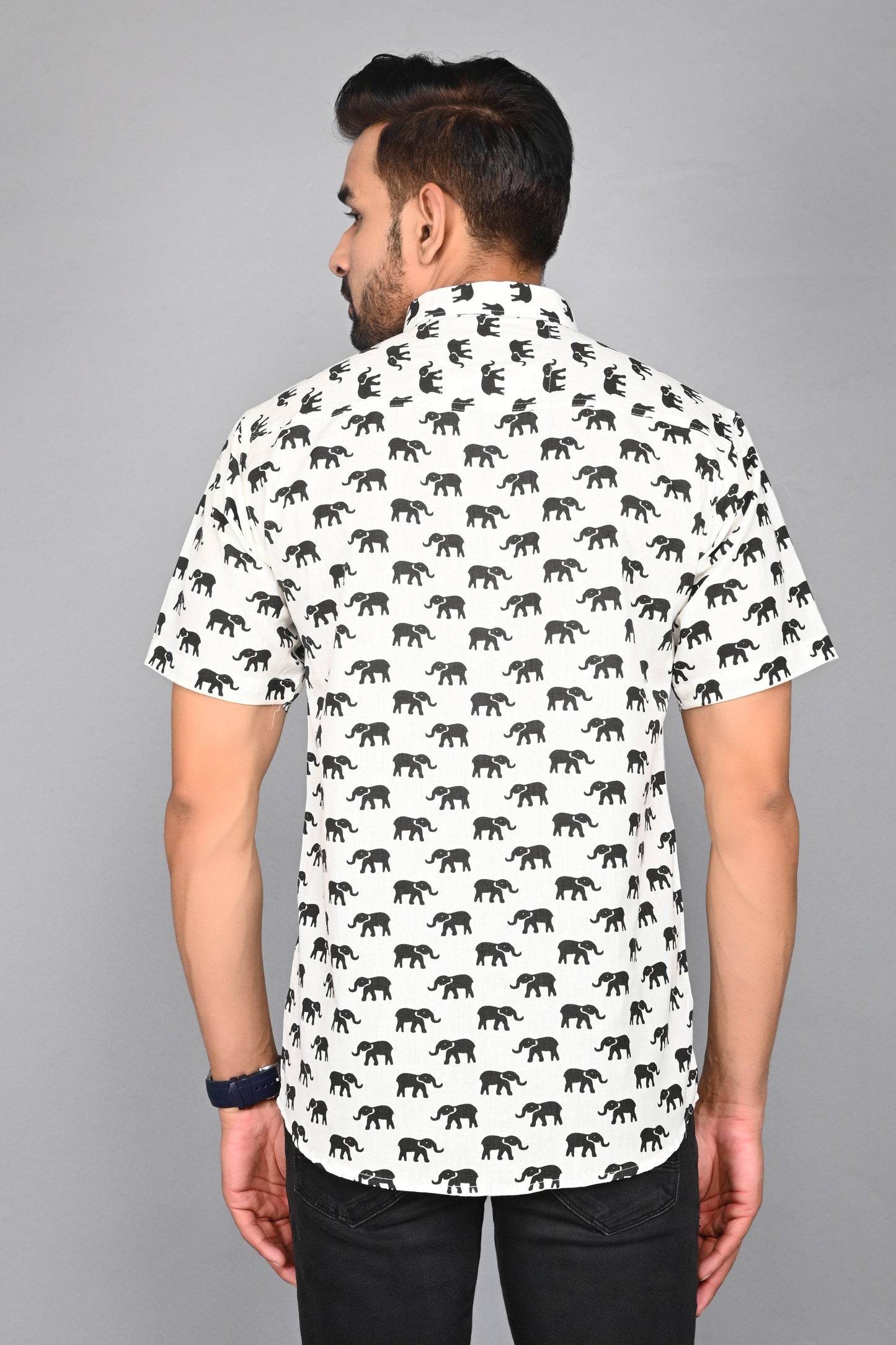 Men's Elephant Black Printed Half-Sleeves shirts